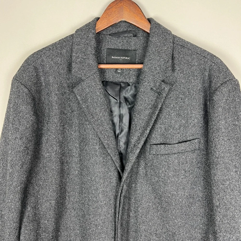 Banana Republic Overcoat Mens XL‎ Gray Top Coat Hidden Buttons Preppy Office